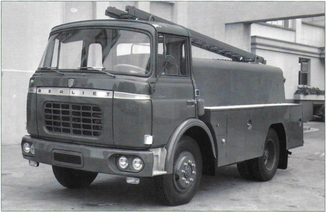 berliet GAK 17.jpg