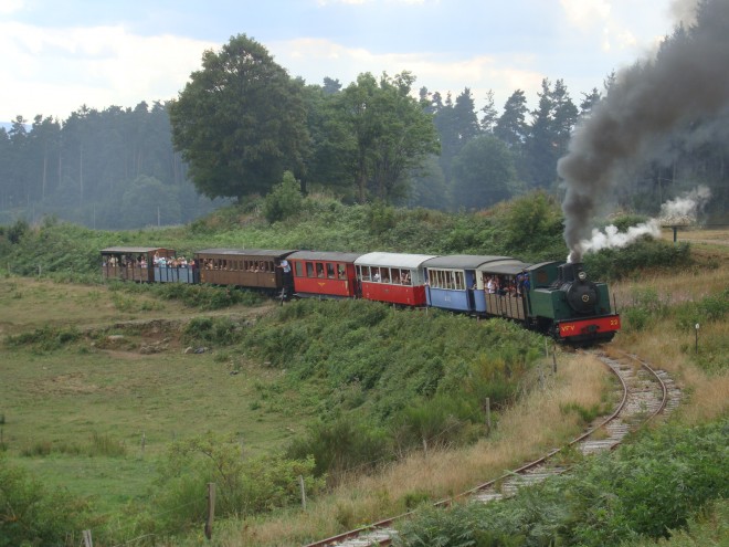 16  - Août 2013 un beau train derrière la 22-1.JPG