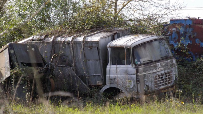 Berliet GAK 50 benne Semat 2012 01.jpg