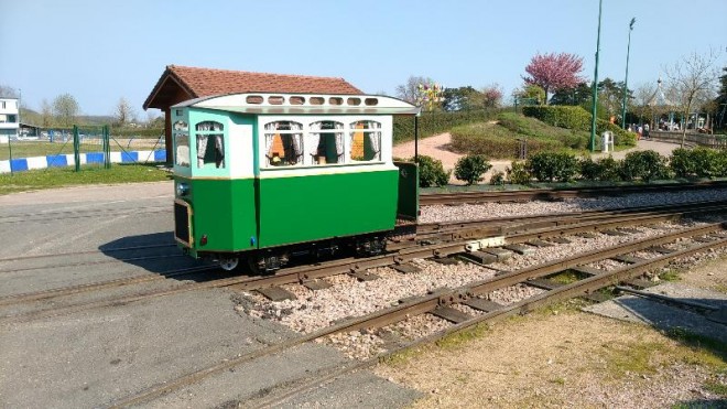 tram2.jpg