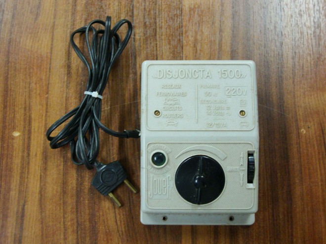 Transfo JOUEF Disjoncta 1500.jpg