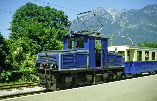 84-07-216rfa-zugspitzbahn.jpg