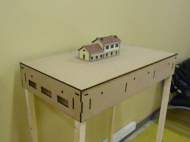 bois_modelisme_ho_scale_module_construction_module_ho_module_train_ho_module_ferroviaire_ho_caisson_modelisme_ferroviaire_support_maquette_train_support_pour_maquette_de_train_caisson_11_Copier.jpg