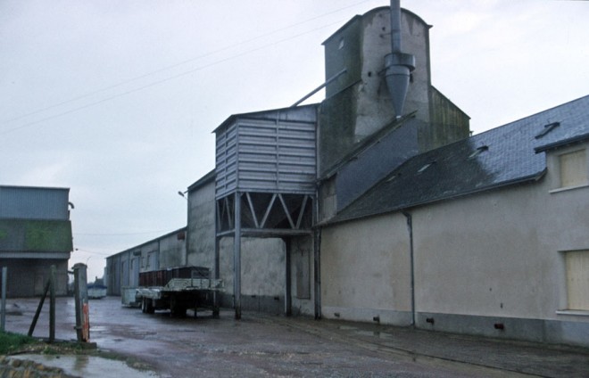 1983-04-109vm.jpg