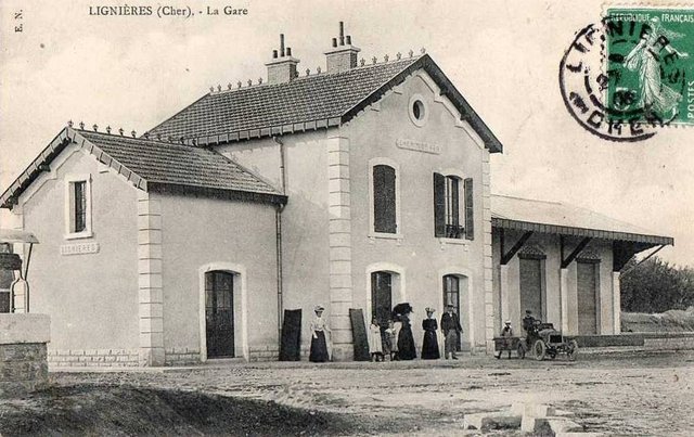 18 Lignières Gare Coté cour.jpg