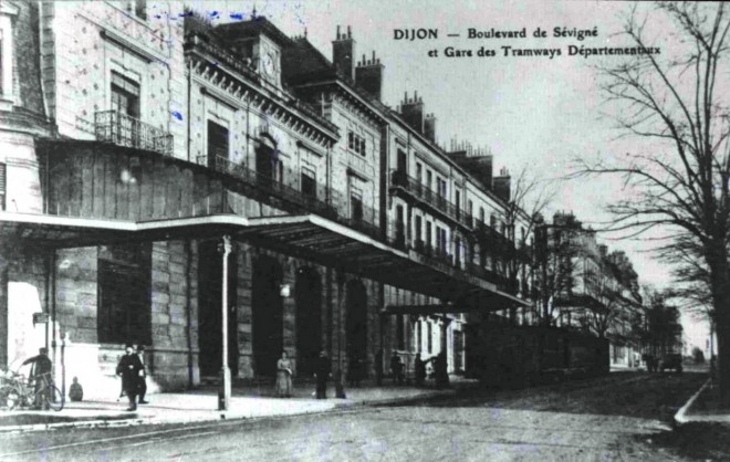 21 - Dijon gare des tramways dpartementaux.jpg