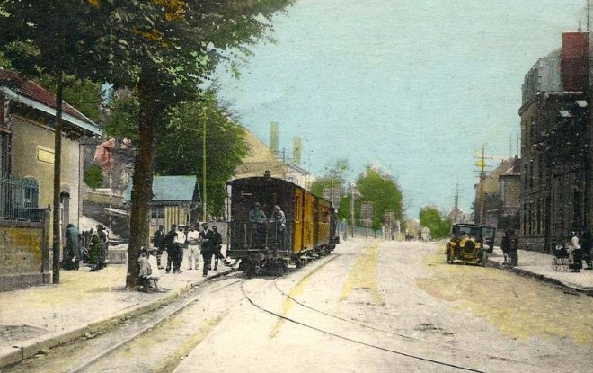 gare de Balan-Sedan, CPA colorisée.jpg