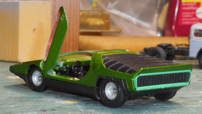 ALFA ROMEO 33 Carabo Bertone (3).JPG