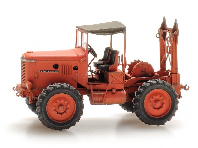 Artitec 387.512 tracteur forestier Latil H14 TL10 03.jpg