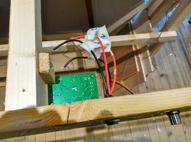 6 Electronique panneau de contrôle.jpg
