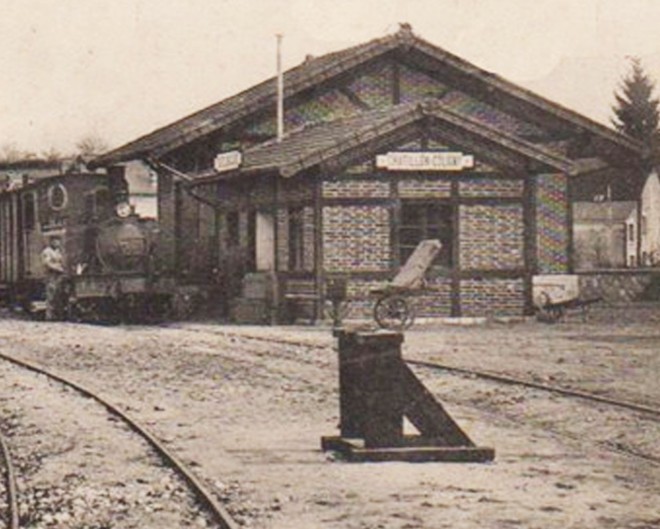 15 Châtillon-Coligny gare CPA 3 Détail.jpg