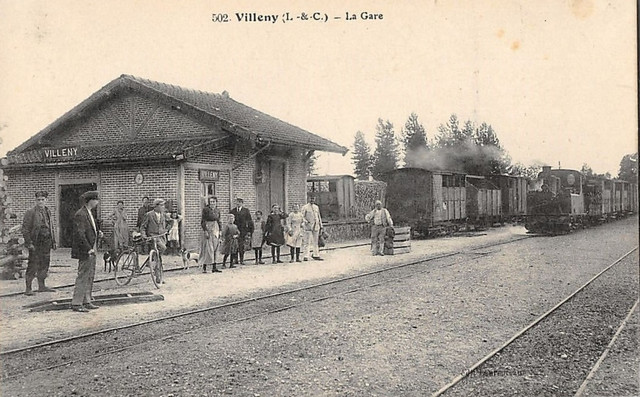 14 Villeny gare CPA 1.jpg
