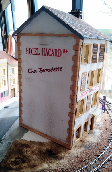 Hacard2.jpg