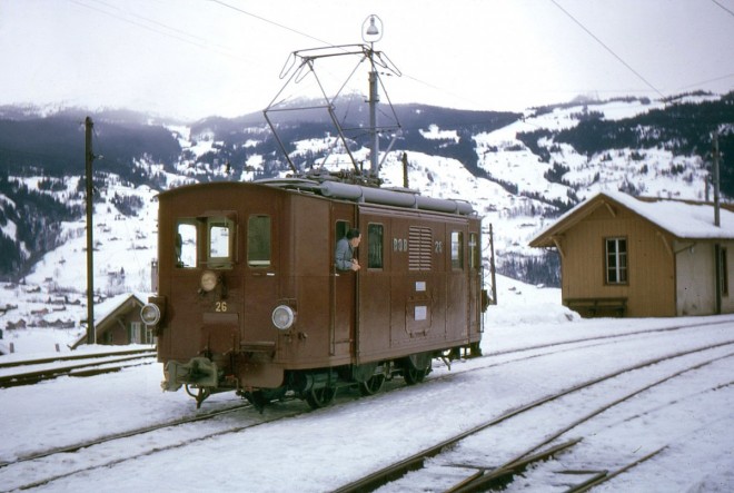 die-alten-lokomotiven-berner-oberland-807757.jpg