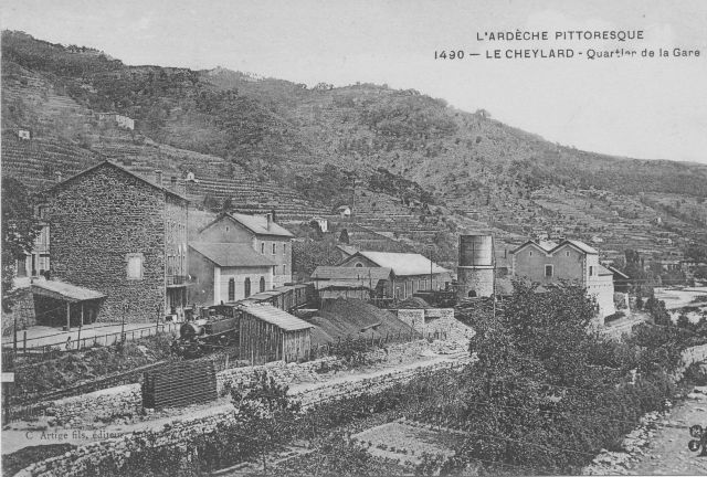 Gare Le Cheylard (sortie St Agrève).jpg