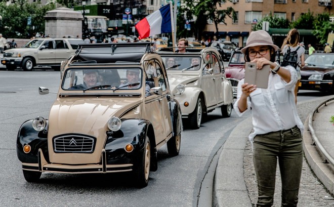 2CV Bastille Day - NYC (2).jpg