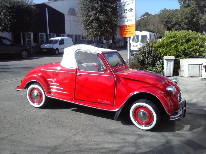 2 CV cabriolet.jpg