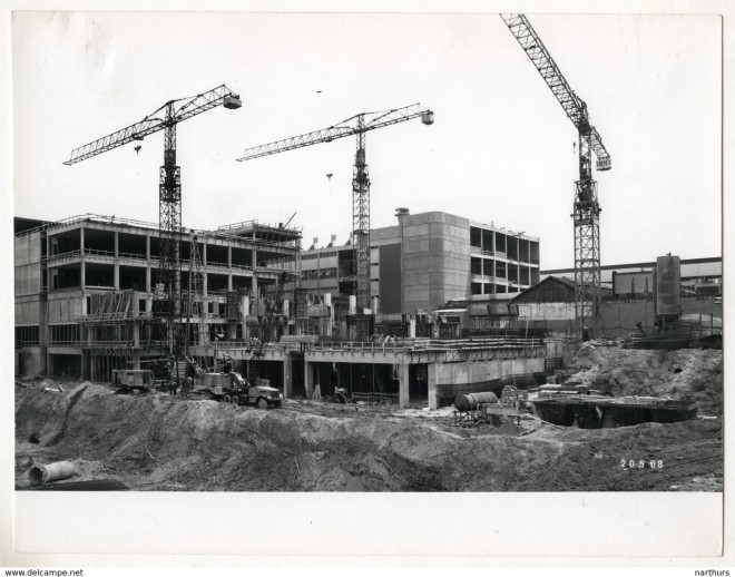 1968 Construction des abattoirs de la Villette 22.jpg