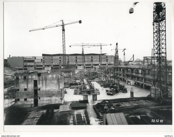 1967 Construction des abattoirs de la Villette 14.jpg