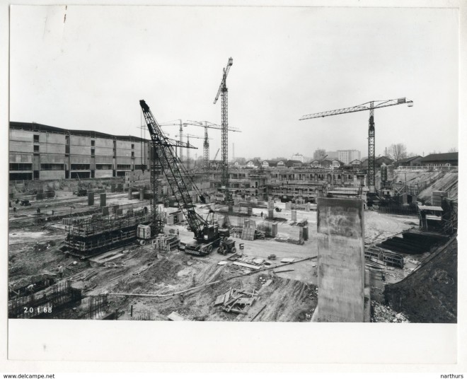 1968 Construction des abattoirs de la Villette 12.jpg