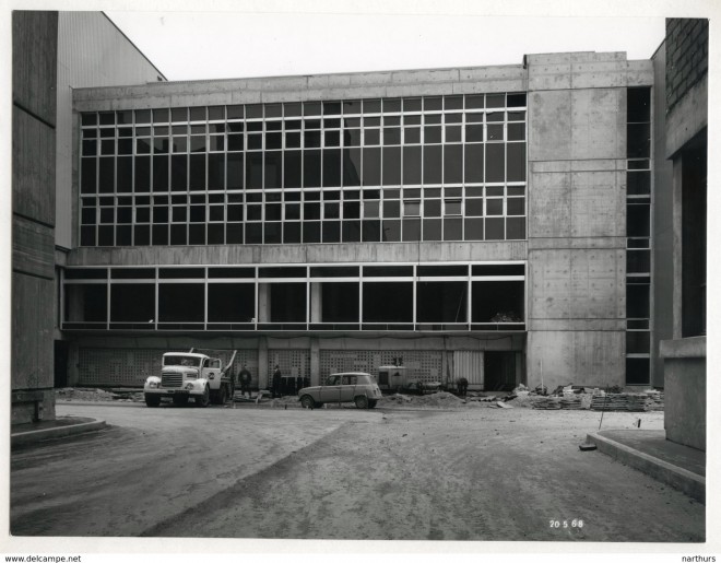 1968 Construction des abattoirs de la Villette 21.jpg