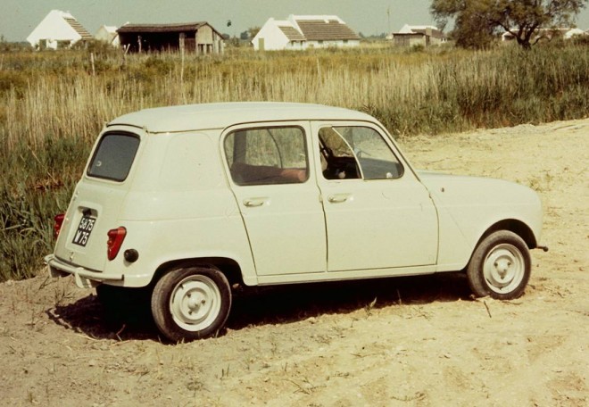 Renault 3 (2).jpg