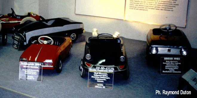 30 - 1994 - Dresden - Werkers Museum.JPG
