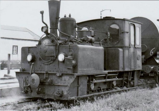 68 - Locomotive 48 (Bn2t 45-49, SACM grafenstaden 1897-1901) mai 1954.jpg