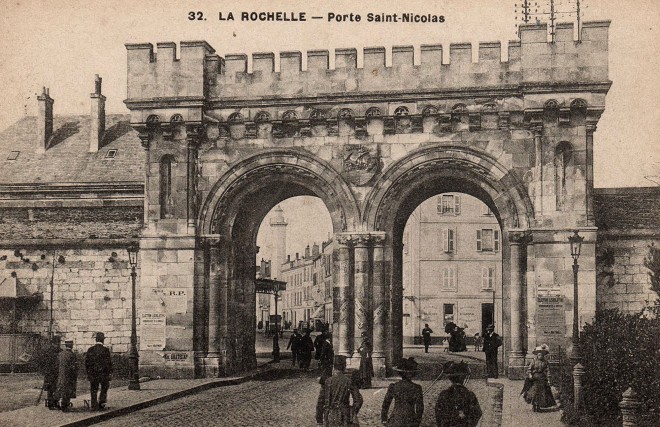 Porte_Saint-Nicolas_(La_Rochelle).jpg
