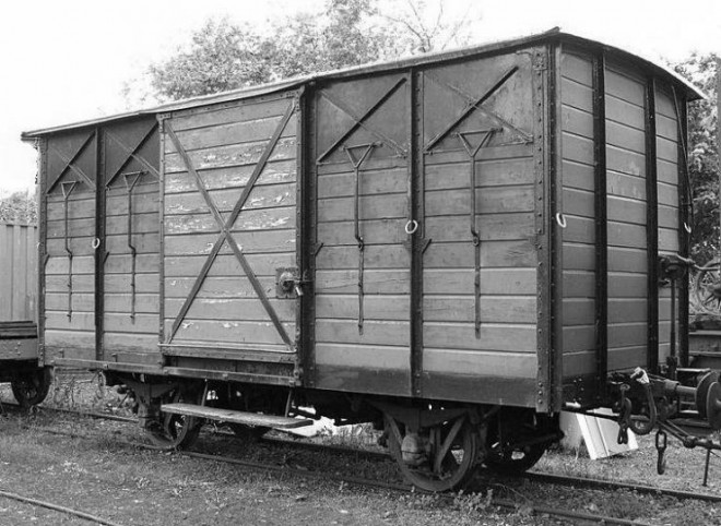 wagon-couvert tramways22.e-monsite.jpg