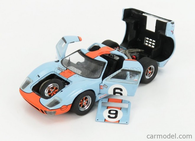 Miniature_Ford_GT_40_par_Jouef_Evolution.jpg