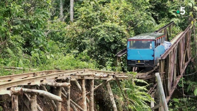 petit_train_sumatra.jpg