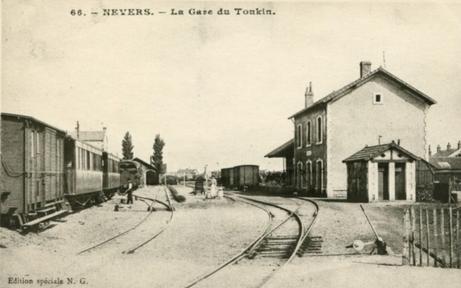 Nevers - Gare du Tonkin (4).jpg