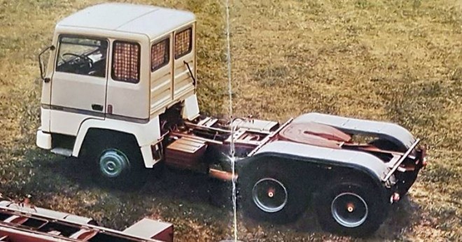 Berliet TRH 320 SMD.jpg