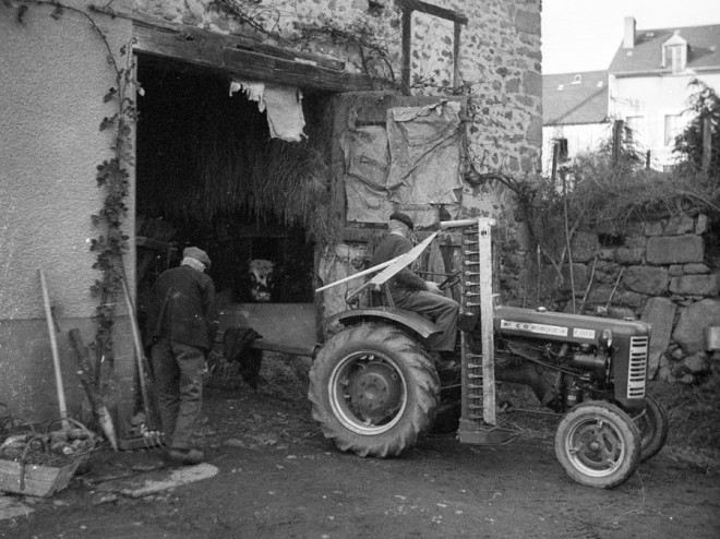 1969-02-208nb_modifié-1.jpg