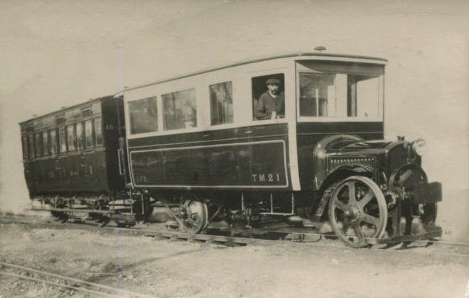 37 - CFD Indre et Loire - Autorail Saurer TM.21  Série TM21 et TM22.jpg