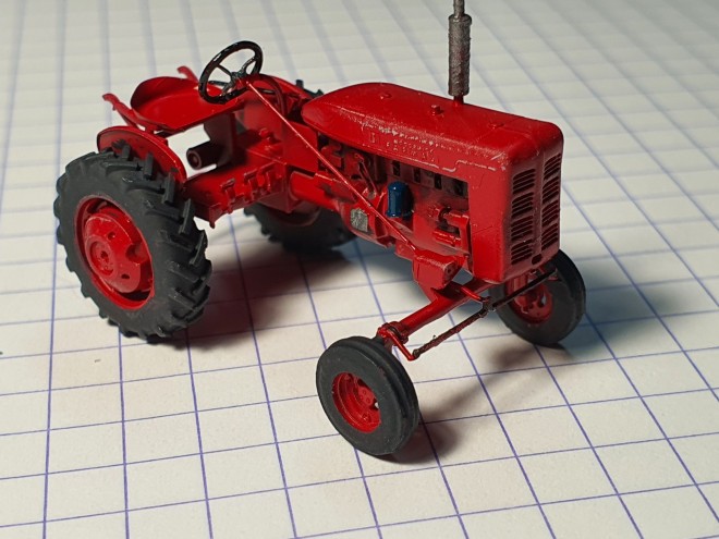 Farmall2.jpg