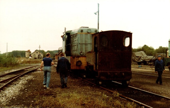 1983 CFVO date a confirmer DECAUVILLE GRAY CFTA A GAUCHE LABOUREAU JC SCAN PHOTO COLL JCL.jpg