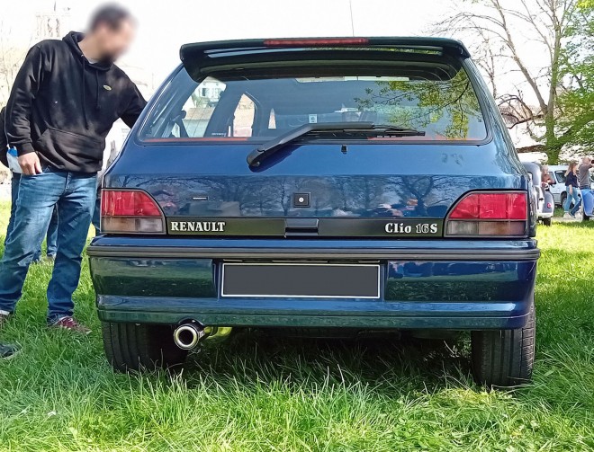 Renault Clio 19S (3).jpg