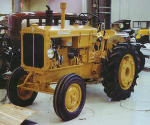 PME Renault 304 E1 de 1944.jpg