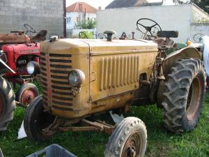 PME Renault 3042.jpg