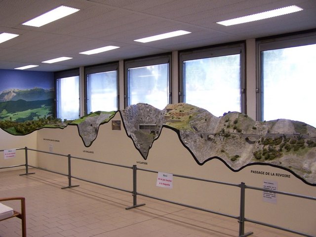 SGLM-1.JPG