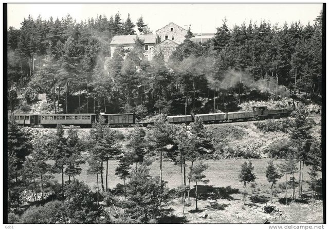48 - Retour du train de marche Yssingeaux - Dunieres pres de Pont de l'Enceinte --- 1951.jpg
