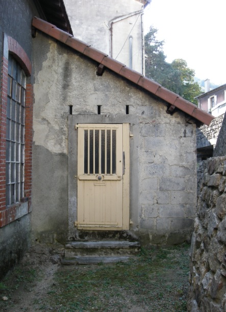 Annexe à l'atelier de peinture.jpg