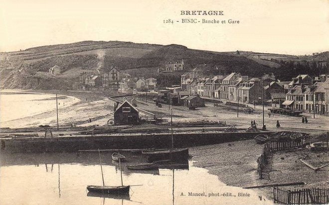 22 Binic Banche et gare.jpg