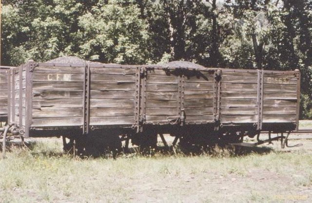 Vivarais_Lamastre_wagon-tomberau.jpg