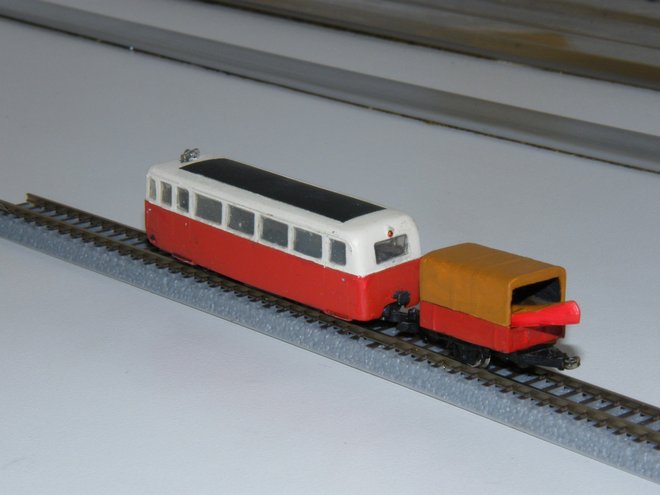 Is that a canoe in your trailer.JPG