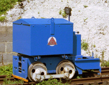 bev-w217-t8033-7lister lines.jpg