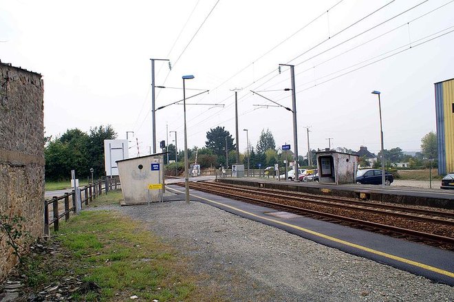 800px-Gare-landaul-mendon.jpeg