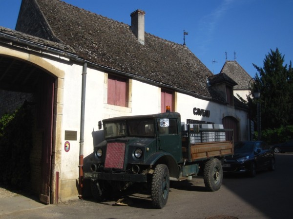 PME Ford Canada Bourgogne 1..jpg